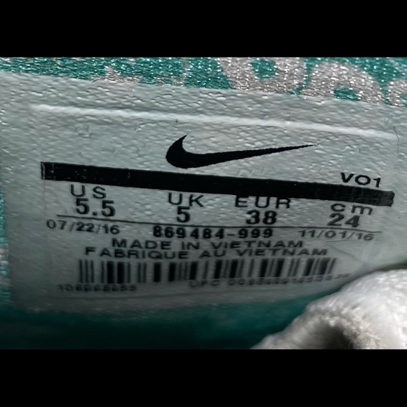 Nike Hyperdunk 2016 LE Turquoise Womens 5.5 - Picture 8 of 9